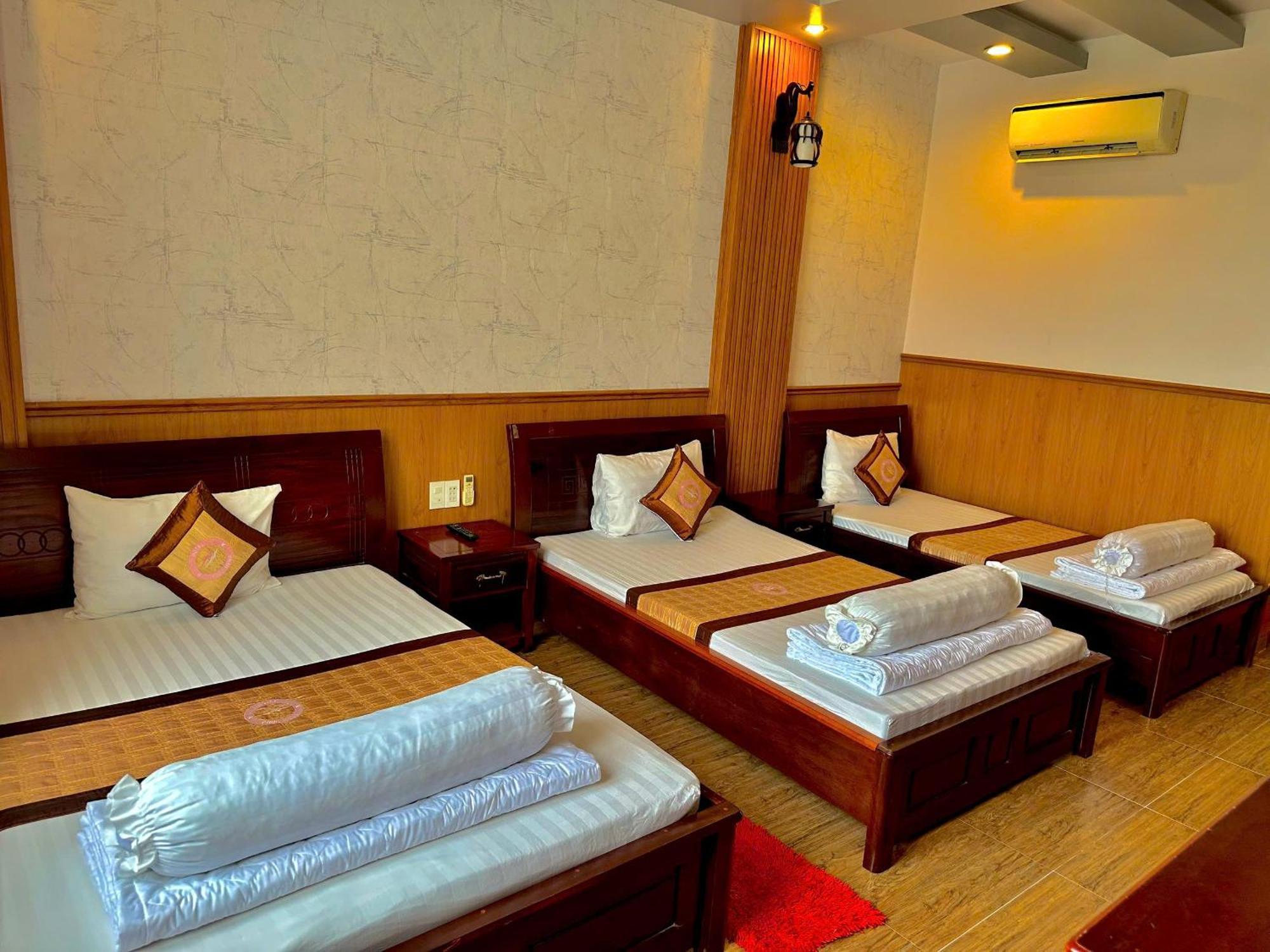 Phuc Hung 2 Hotel Rach Gia Exterior foto