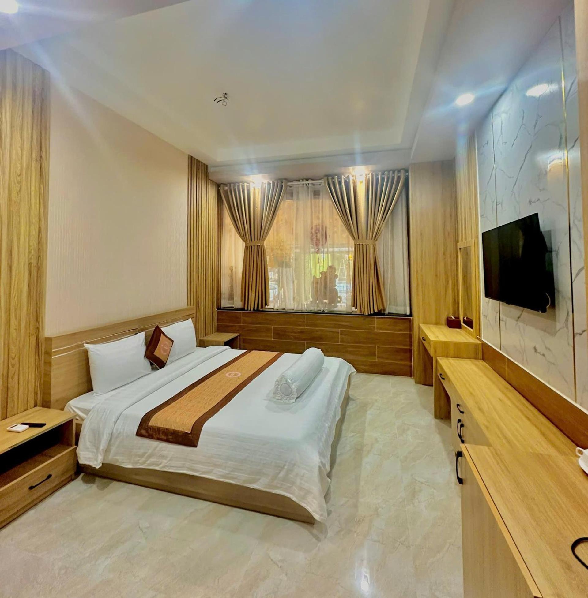 Phuc Hung 2 Hotel Rach Gia Exterior foto