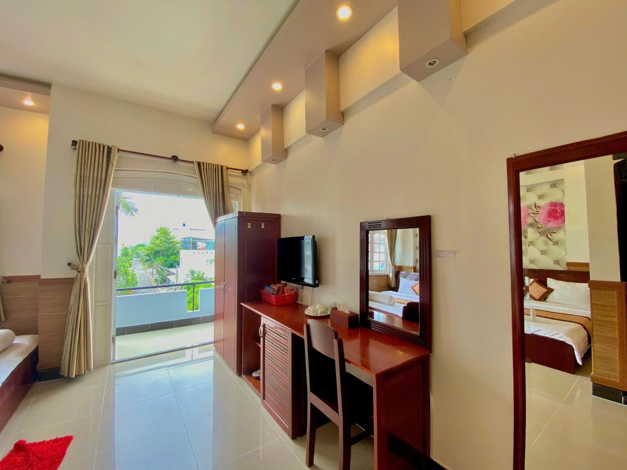 Phuc Hung 2 Hotel Rach Gia Exterior foto